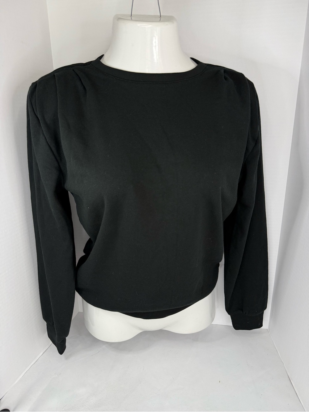 NWT Express Black Puff Shoulder Long Sleeve Sweatshirt Top - S